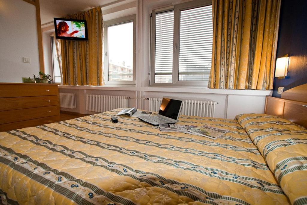 Les Messines Apparthotel Metz Værelse billede